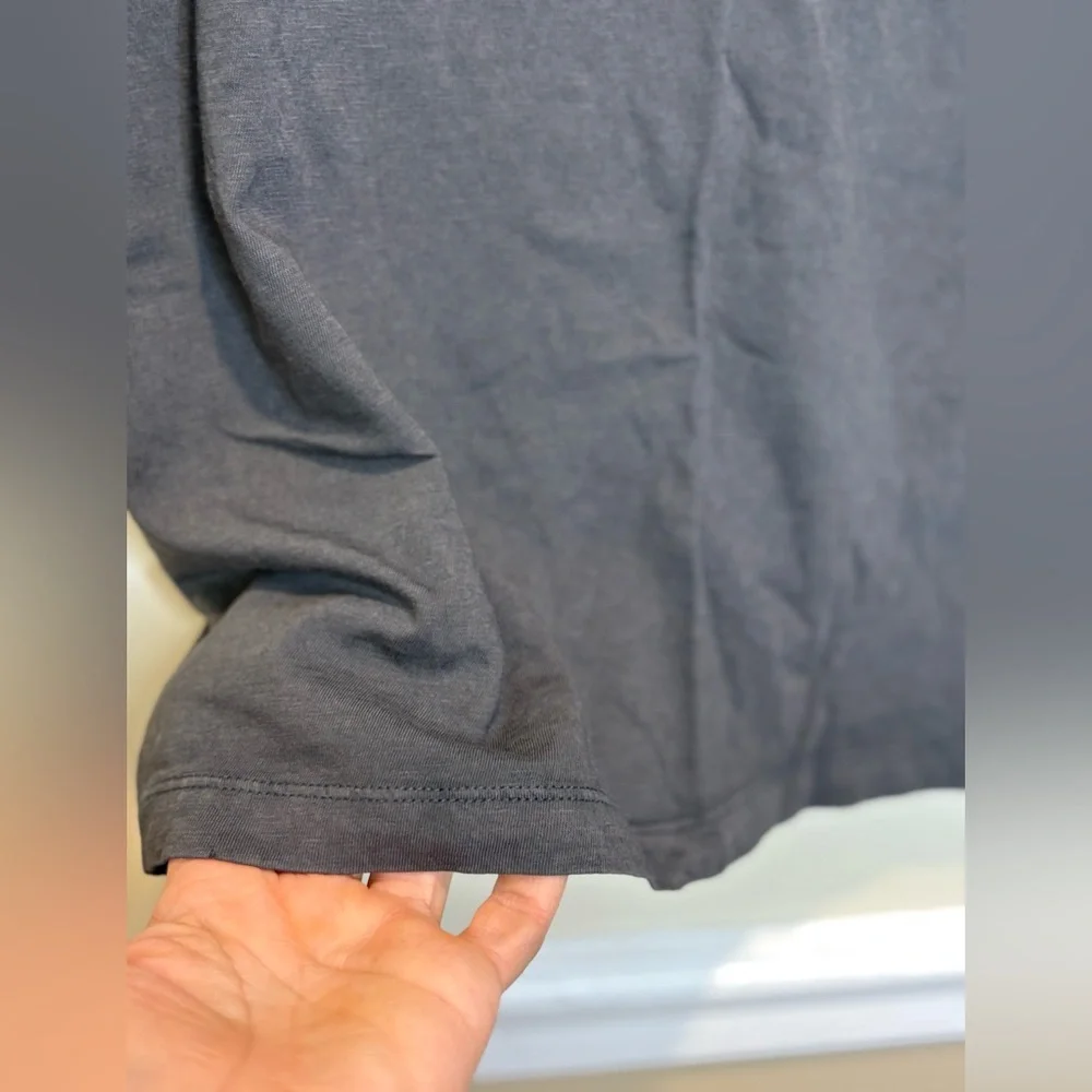 NWT black distressed sun-washed short sleeve tee woman-black